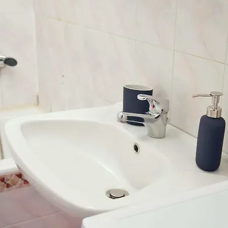 Dimitris House Apartamento *