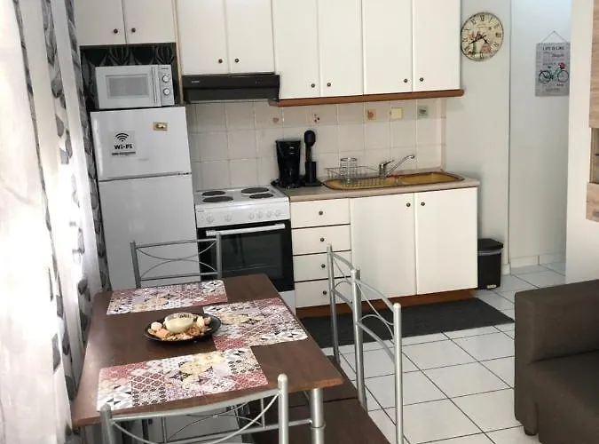 Dimitris House شقة